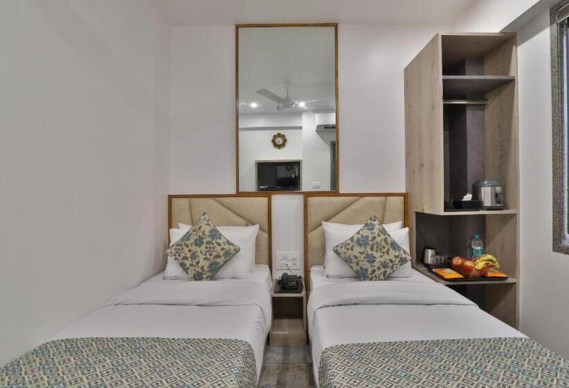 חדר סופריור, 7 Orbit Hotel, Surat