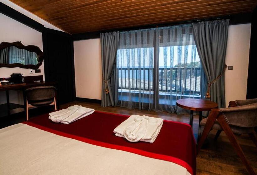 Deluxe Suite Sea View, Porto Amore Club