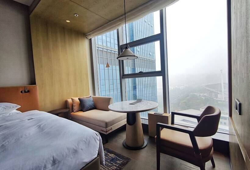 Номер Deluxe, Courtyard By Marriott Luoyang