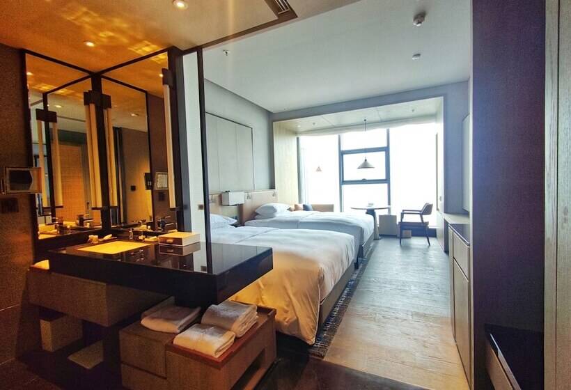 Номер Executive, Courtyard By Marriott Luoyang