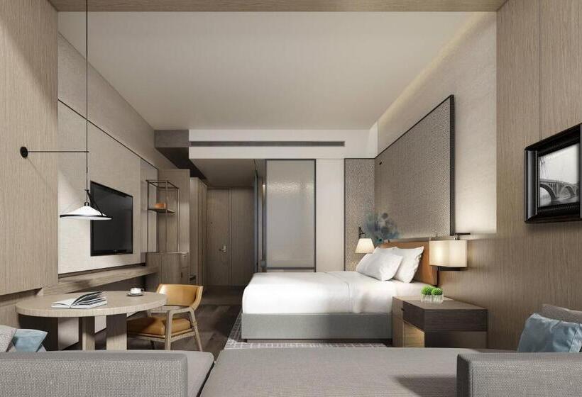 キングサイズベッドのデラックスルーム, Courtyard By Marriott Luoyang