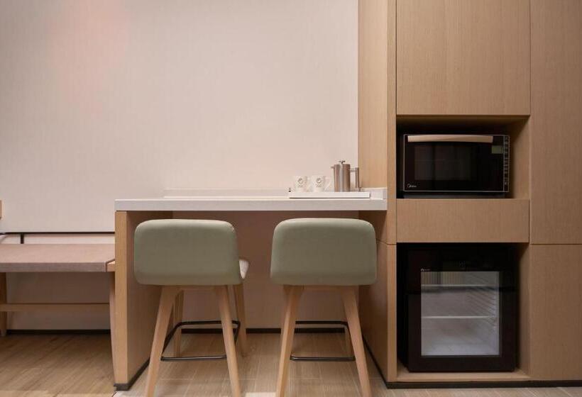 Quarto Estandar Cama King, Element Xiamen Tong An