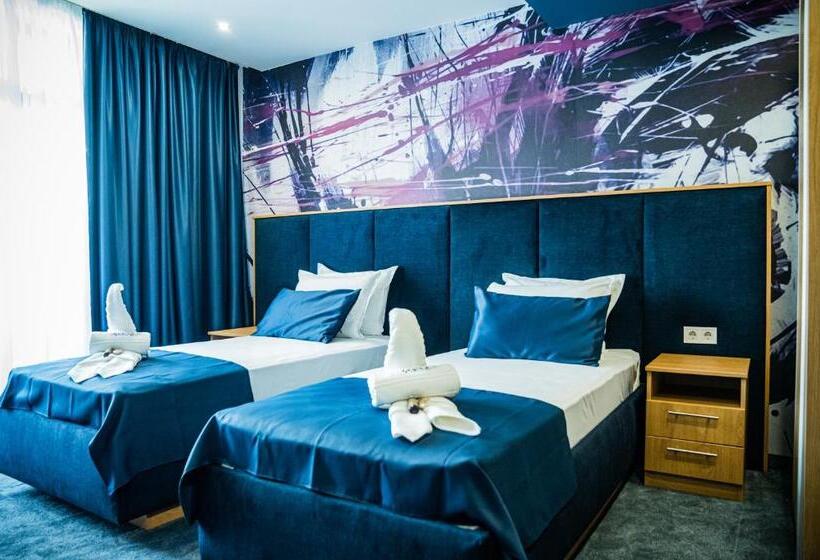 חדר דלוקס, Impuls