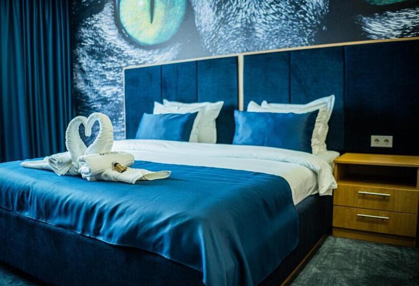 סטודיו דלוקס, Impuls