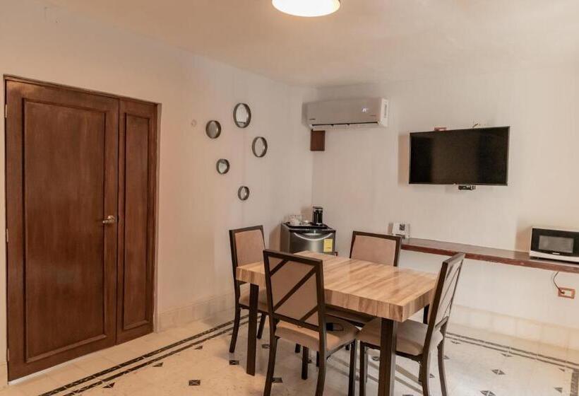 سوئیت با تخت بزرگ, Kuxtal Hotel Boutique