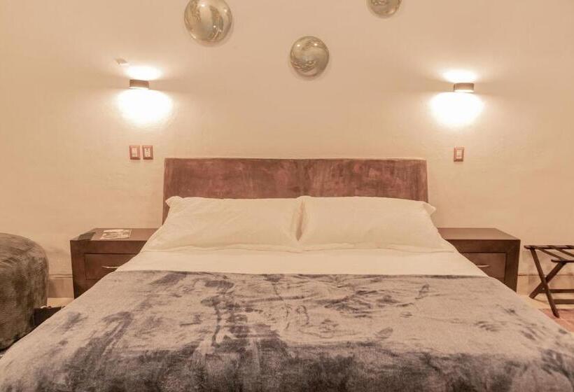 اتاق لوکس با تخت بزرگ, Kuxtal Hotel Boutique