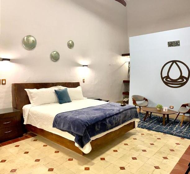 اتاق لوکس با تخت بزرگ, Kuxtal Hotel Boutique