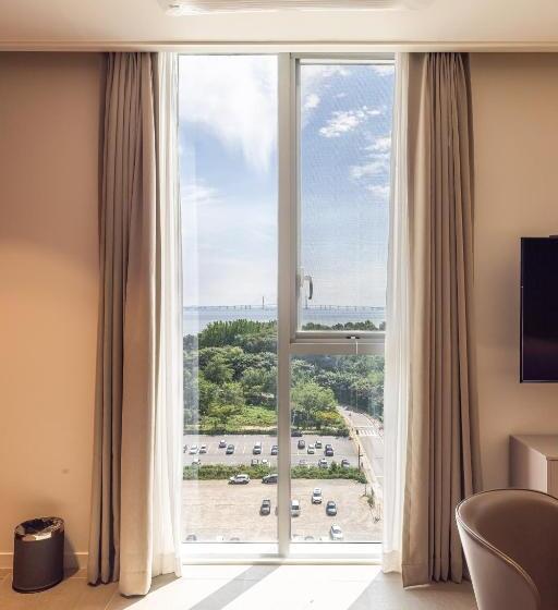 プレミアムトリプルルーム, Ocean Park 9