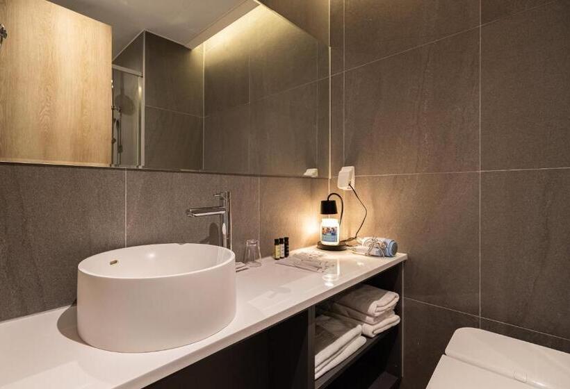 スタンダードシティビュールーム, Ocean Park 9