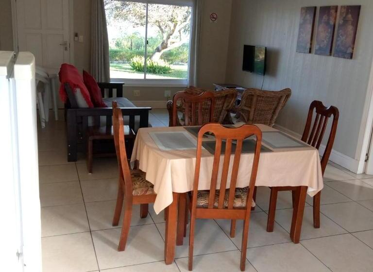 ویلای 1 خوابه, Praia Do Cossa