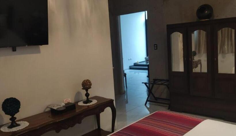 סוויטה אקזקיוטיב, Posada De Maria Hotel Boutique & Spa