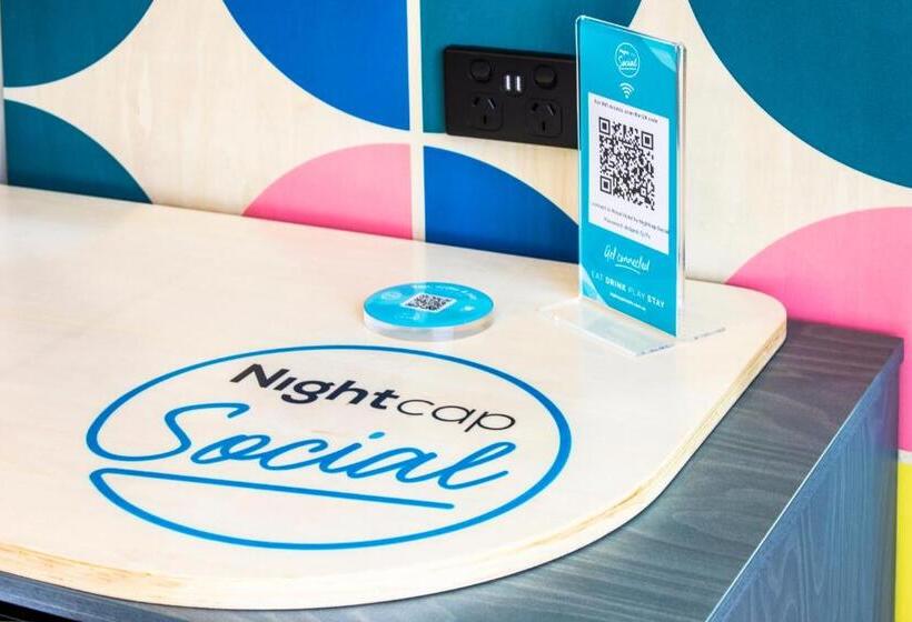 חדר סטנדרט חדר אמבטיה משותף, Royal Hotel By Nightcap Social