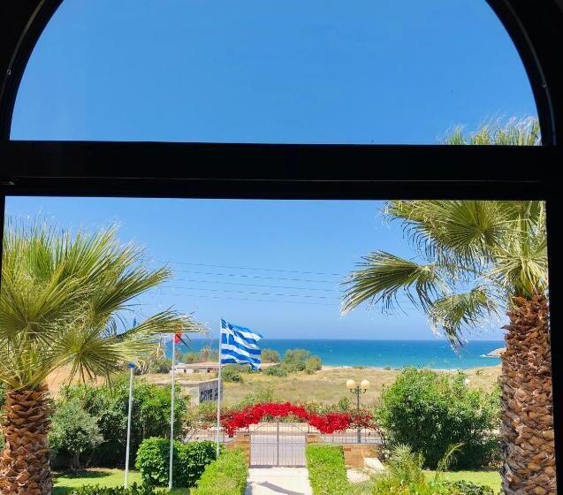 オーシャンビュースタンダードルーム, Karteros