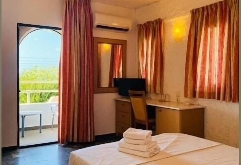 オーシャンビュースタンダードルーム, Karteros