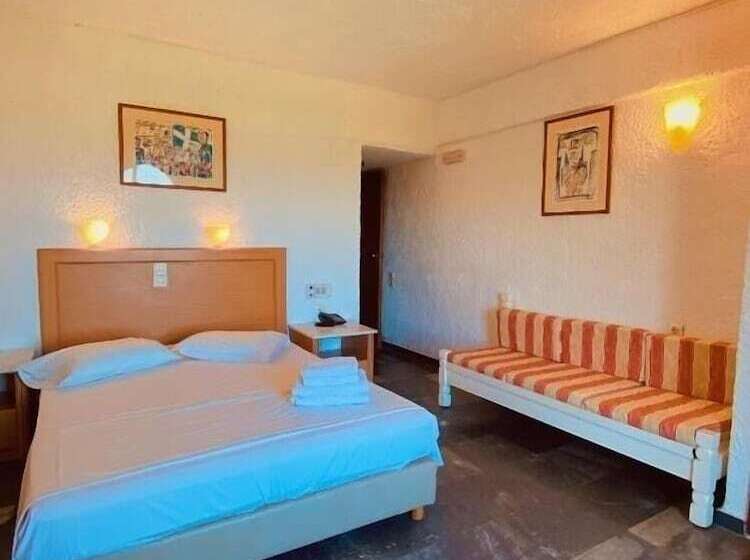 オーシャンビュースタンダードルーム, Karteros