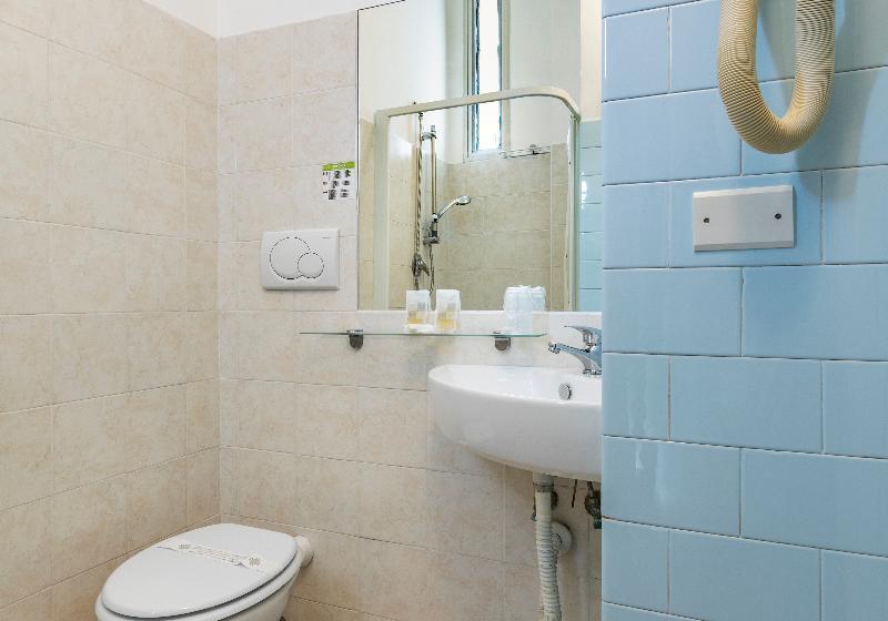 اتاق استاندارد, Ausonia