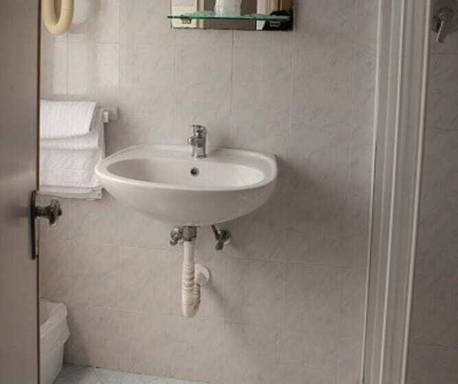 اتاق استاندارد, Ausonia