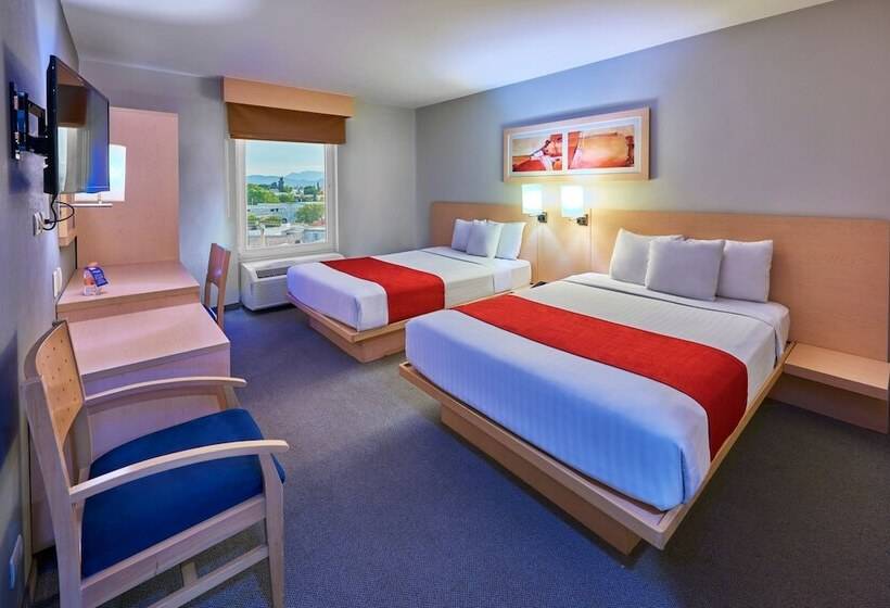 غرفه قياسيه سريرين مزدوجين, City Express By Marriott Saltillo Sur