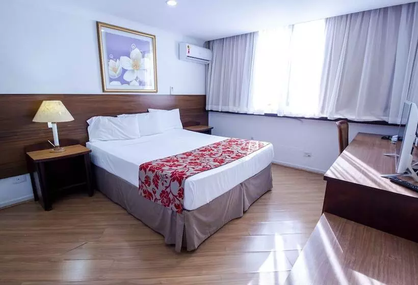 エクゼクティブルーム, Dan Inn Curitiba Centro  1,5km Do Estádio Couto Pereira  Show