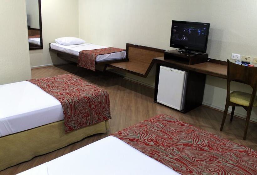 Трехместный Президентский, Dan Inn Curitiba Centro 1,5km Do Estádio Couto Pereira Show