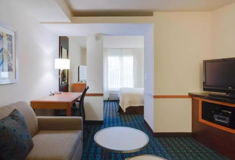 キングサイドベッドのスタンダードワンルーム, Fairfield Inn And Suites By Marriott Titusville Kennedy Space Center