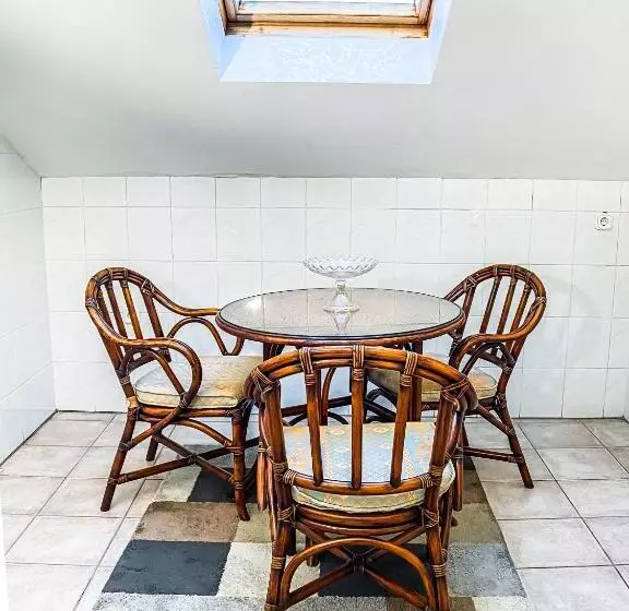 آپارتمان 2 خوابه, Garni Rimski