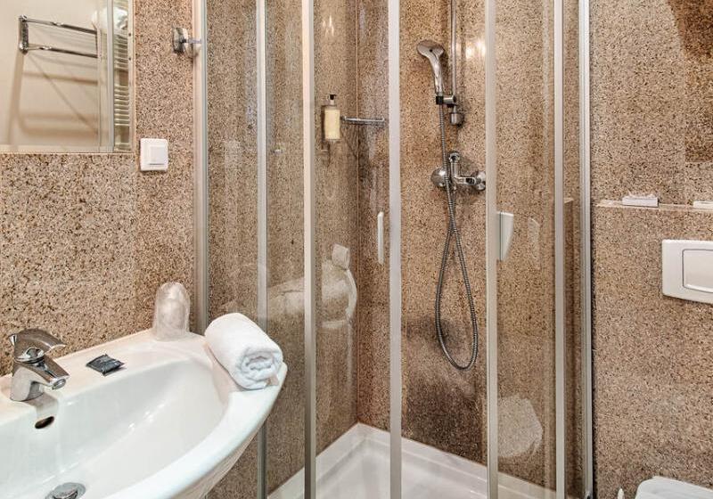 اتاق استاندارد, Grand Royal