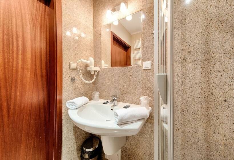 اتاق استاندارد, Grand Royal