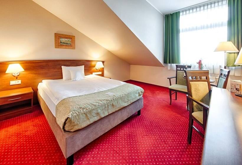 اتاق استاندارد, Grand Royal