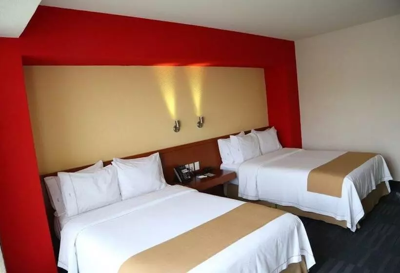2ダブルベッドのスタンダードルーム, Holiday Inn Express Guadalajara Expo, An Ihg