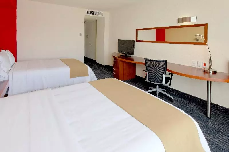 スタンダードルーム, Holiday Inn Express Guadalajara Expo, An Ihg