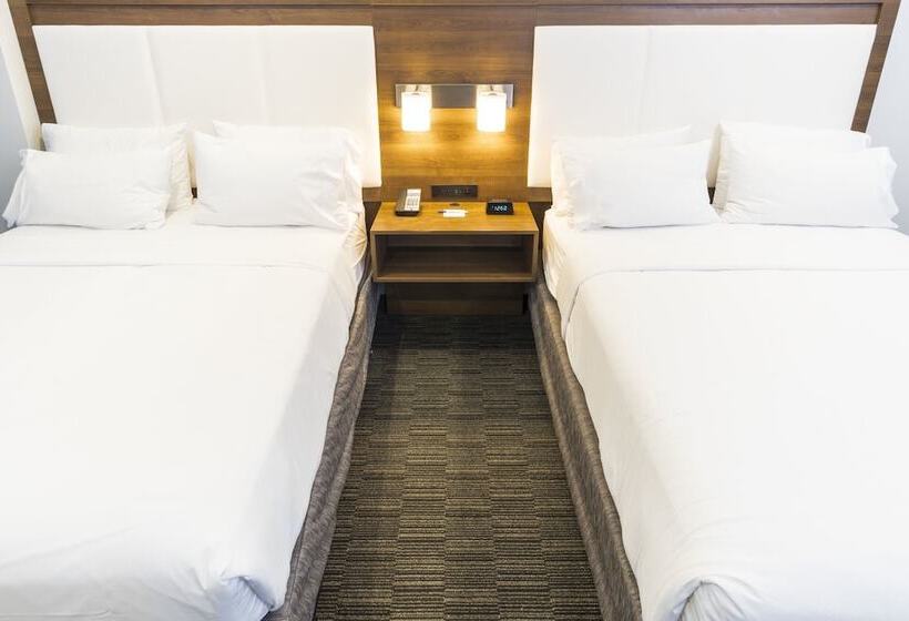 스탠다드 룸 더블 침대 2개, Holiday Inn Express Hollywood Walk Of Fame, An Ihg