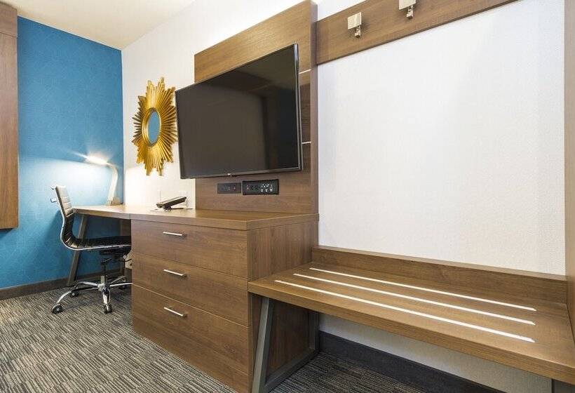 غرفه قياسيه سريرين مزدوجين, Holiday Inn Express Hollywood Walk Of Fame, An Ihg