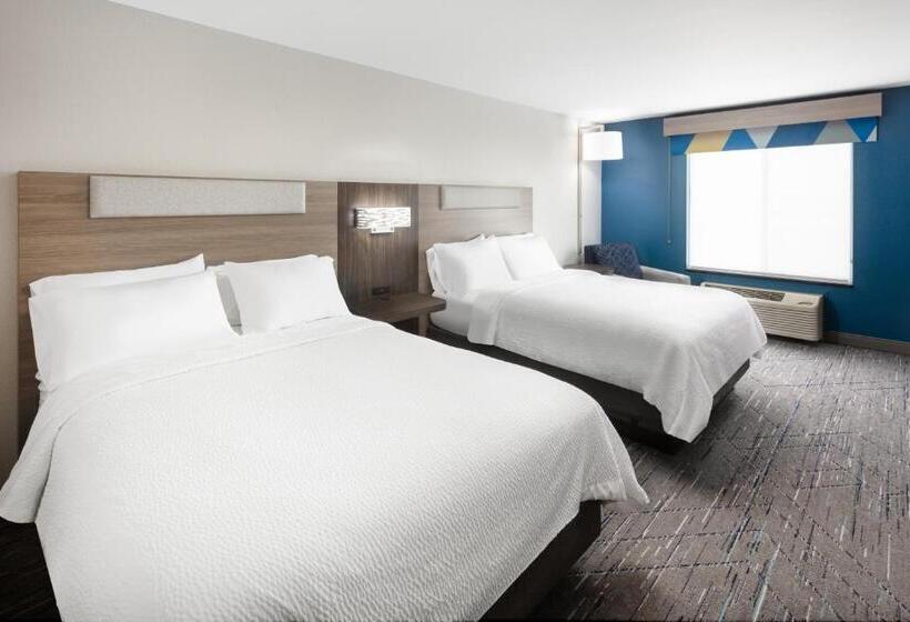 带2个卧室的套房, Holiday Inn Express Kearney, An Ihg