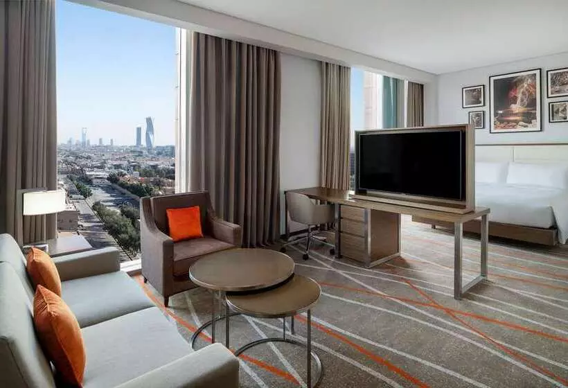 استودیو استاندارد با تخت کینگ, Indigo Guadalajara Expo, An Ihg