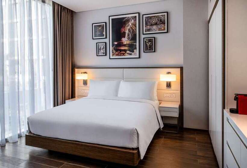 Студио Стандарт Кровать Кинг, Indigo Guadalajara Expo, An Ihg