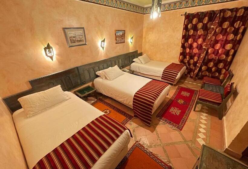 اتاق استاندارد سه تخته با چشم‌انداز باغ, Kasbah Lamrani