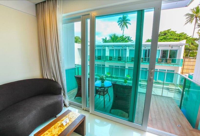 Номер Стандарт Вид на Море с Балконом, Kc Beach Club & Pool Villas