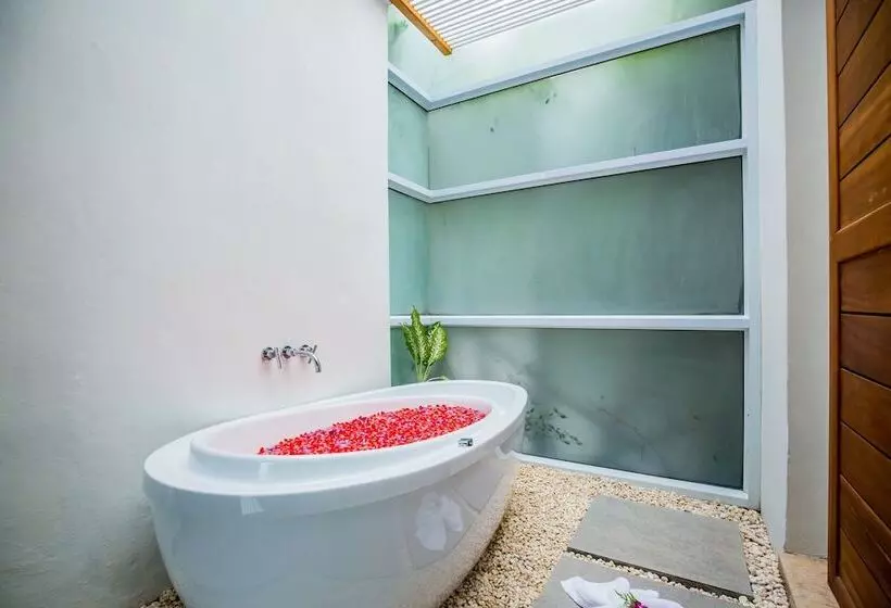 ツーベッドルーム　ヴィラ, Kc Beach Hotel Samui