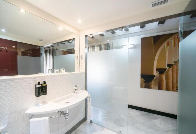 주니어 스위트, Palacio Marques De Arizon