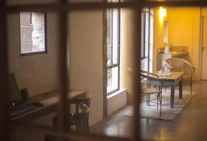 スタンダードトリプルルーム, Patio Alto