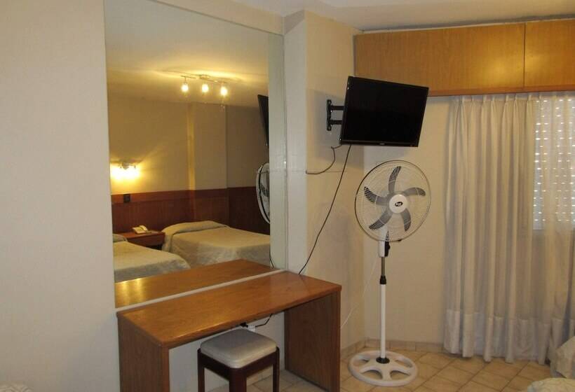 스탠다드 트리플 룸, Royal