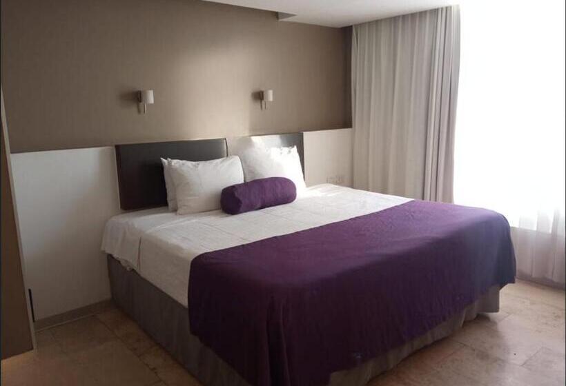 اتاق لوکس با تخت بزرگ, Gamma Puebla Señorial Centro