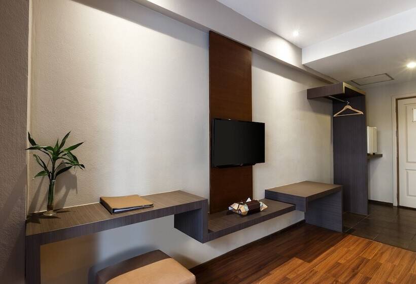 اتاق سوپریور با چشمانداز استخر, The Cottage Suvarnabhumi