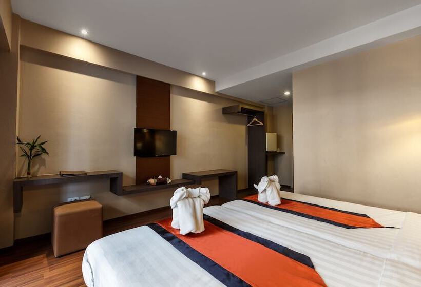 اتاق سوپریور با چشمانداز استخر, The Cottage Suvarnabhumi