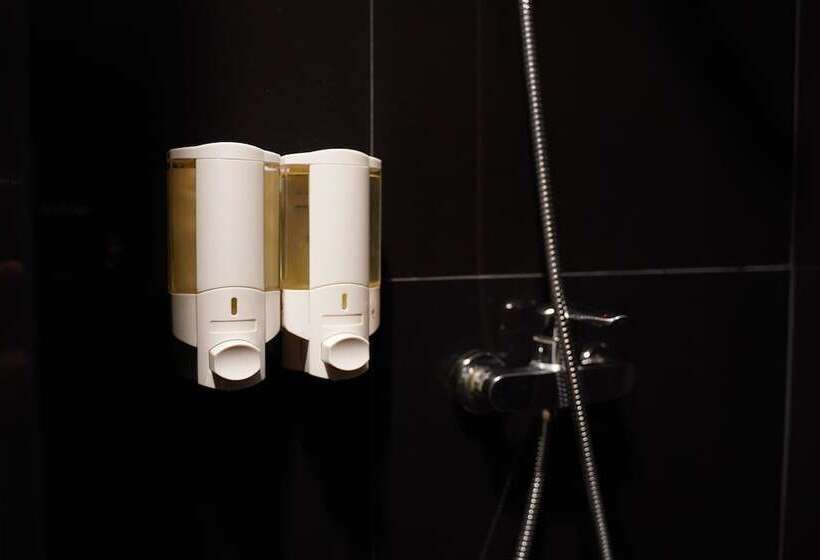 اتاق سوپریور, The Cottage Suvarnabhumi