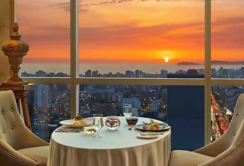 سوییت اجرایی, The Westin Lima Hotel & Convention Center
