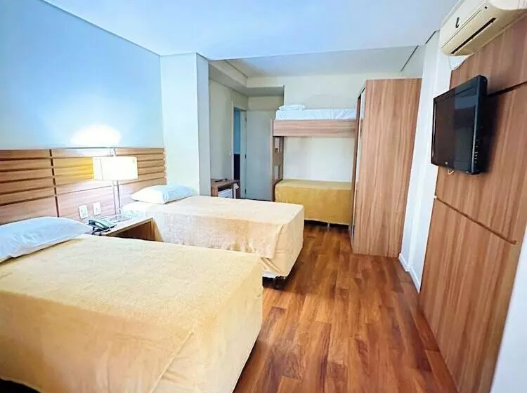 اتاق استاندارد چهار تخته, Umbu Hotel Porto Alegre
