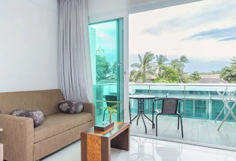 オーシャンビュースタンダードルームバルコニー付き, Kc Beach Hotel Samui