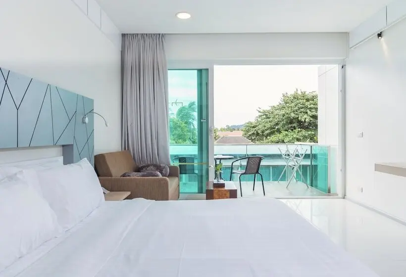 オーシャンビュースタンダードルームバルコニー付き, Kc Beach Hotel Samui